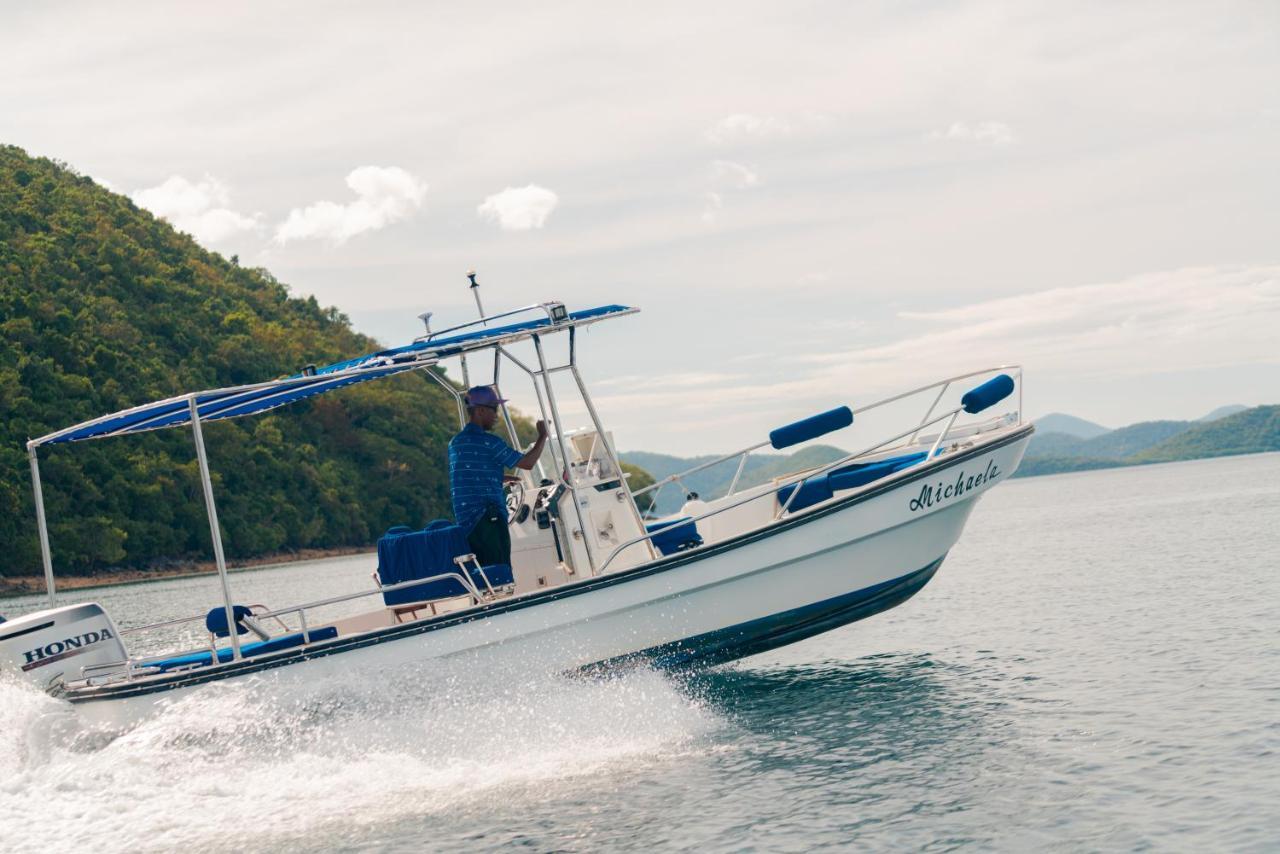 Marina Del Sol Resort & Yacht Club Busuanga Exteriör bild